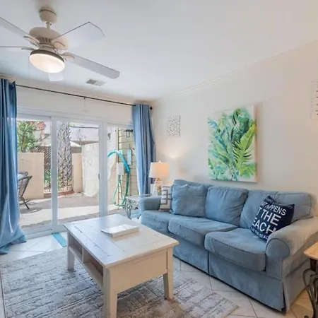 33 Tanglewood Villa